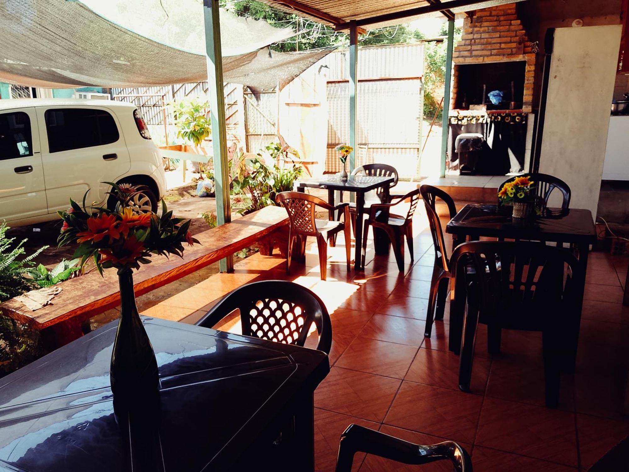 Hostel Loli Puerto Iguazú Zewnętrze zdjęcie